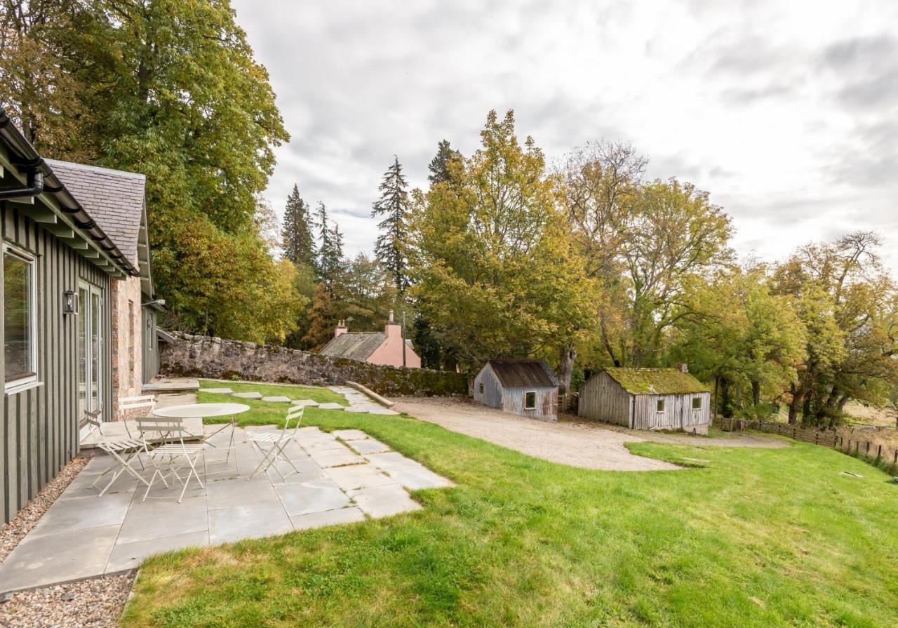 The Kennels Villa Ballogie Екстериор снимка