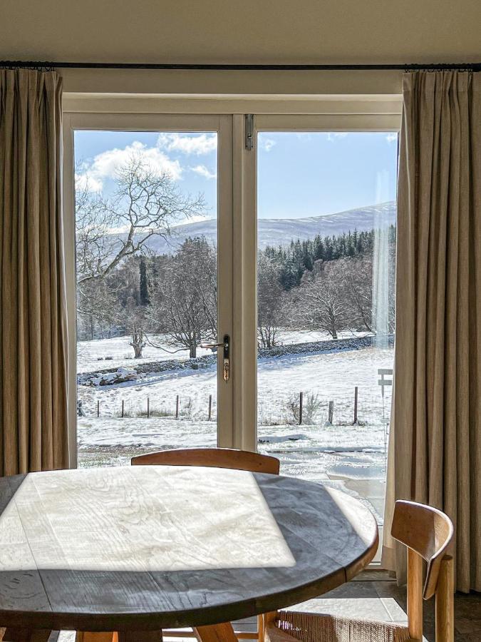 The Kennels Villa Ballogie Екстериор снимка